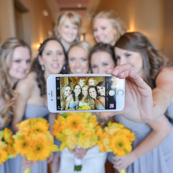 Wedding selfie bride and bridesmaids